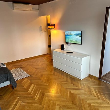 Apart Wawa App 39 Warsaw Luaran gambar