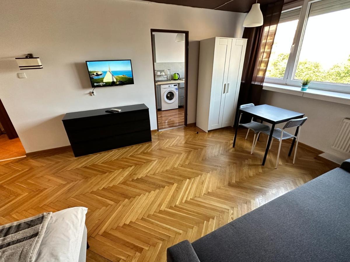 Apart Wawa App 39 Warsaw Luaran gambar